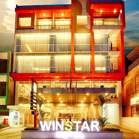 Winstar Hotel Pekanbaru Exteriér fotografie