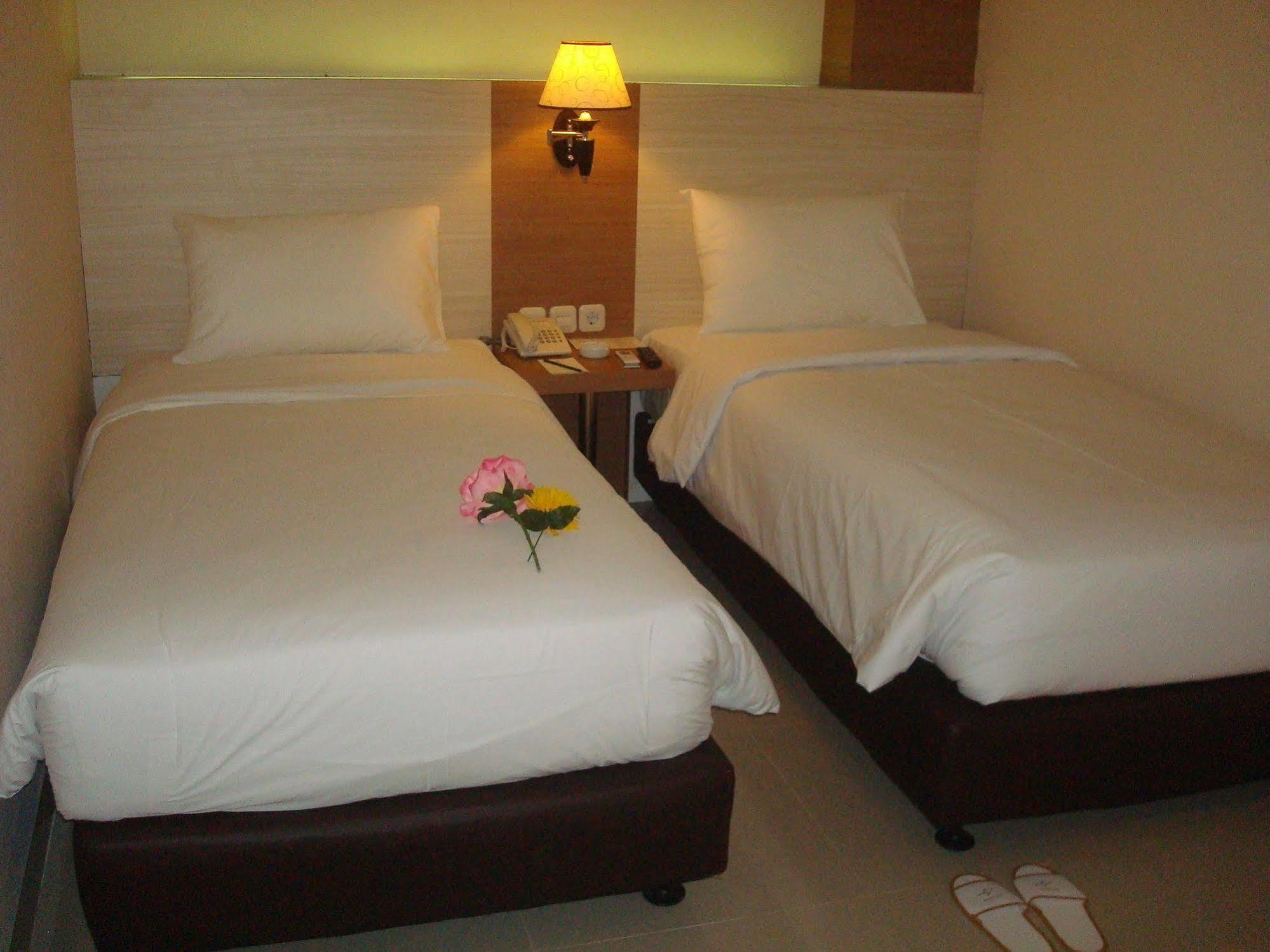 Winstar Hotel Pekanbaru Exteriér fotografie
