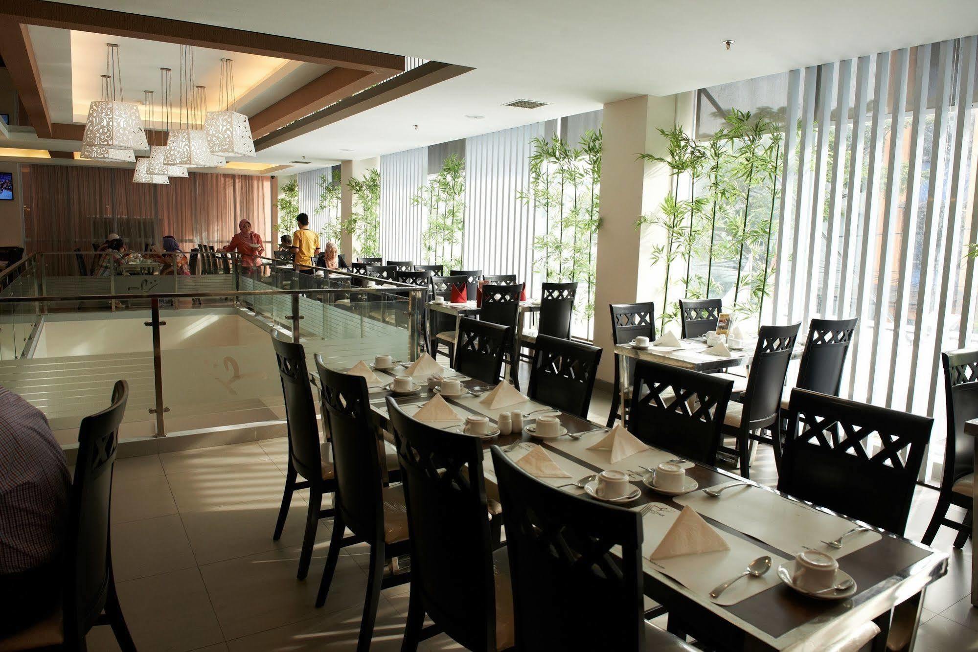 Winstar Hotel Pekanbaru Exteriér fotografie
