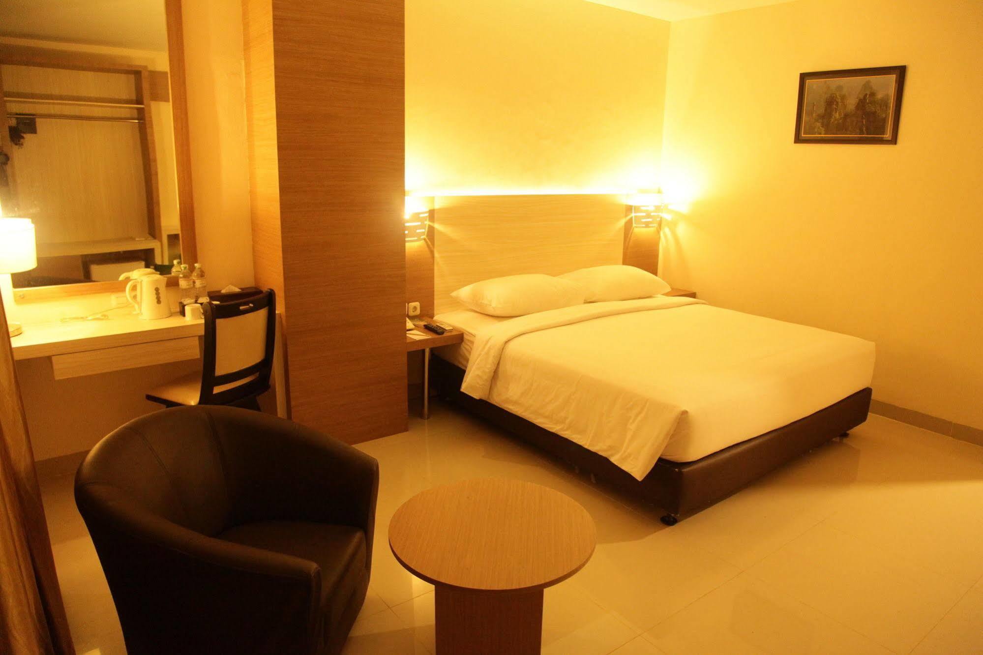 Winstar Hotel Pekanbaru Exteriér fotografie